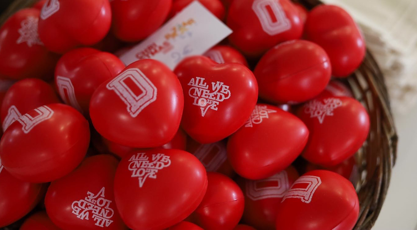 Doukas Christmas Bazaar 2022: Επιστροφή με… ❤️Αγάπη❤️